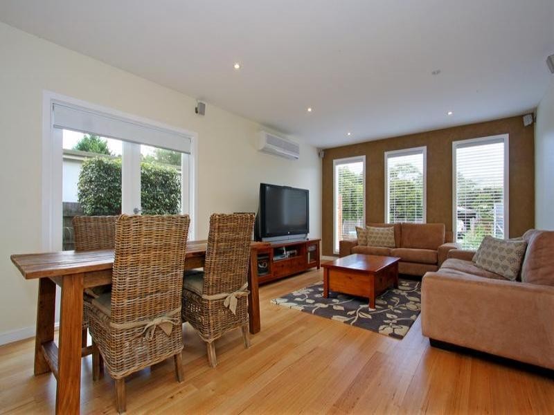 10 Martin Street, Rosebud VIC 3939