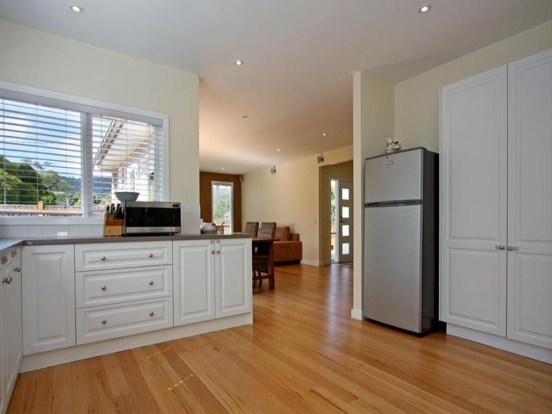 10 Martin Street, Rosebud VIC 3939