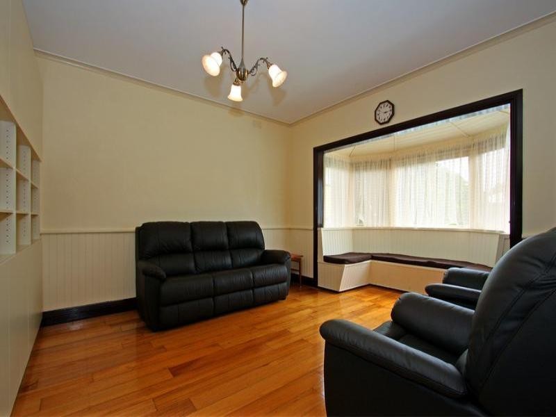 87-89 Seventh Avenue, Rosebud VIC 3939