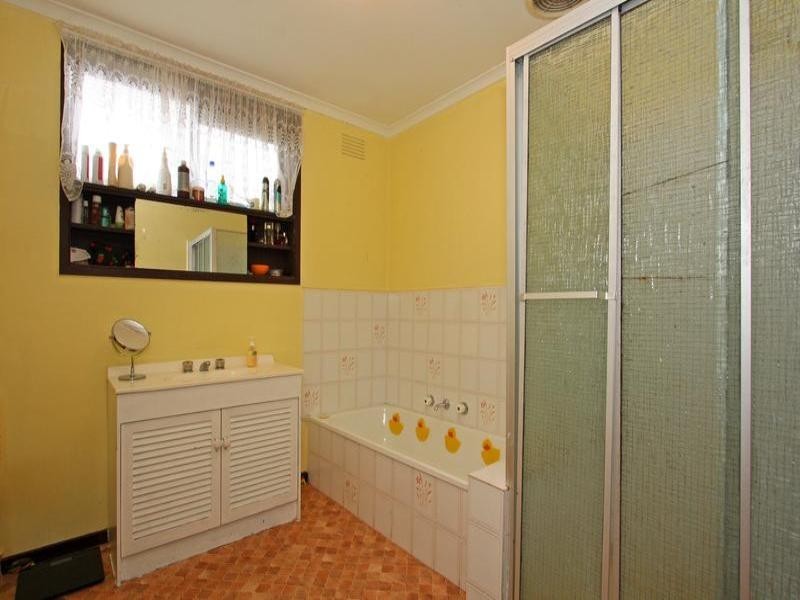 102 Foam Street, Rosebud VIC 3939