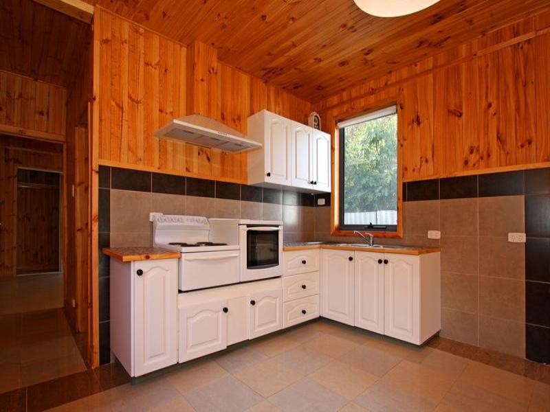 4 Gipps Street, Rosebud VIC 3939