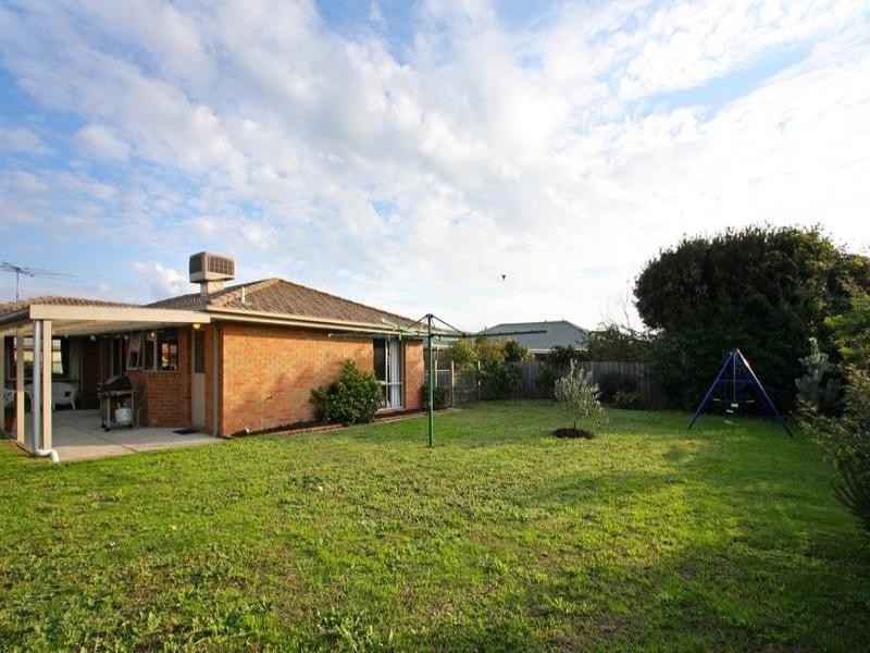 7 Erica Court, Mount Martha VIC 3934