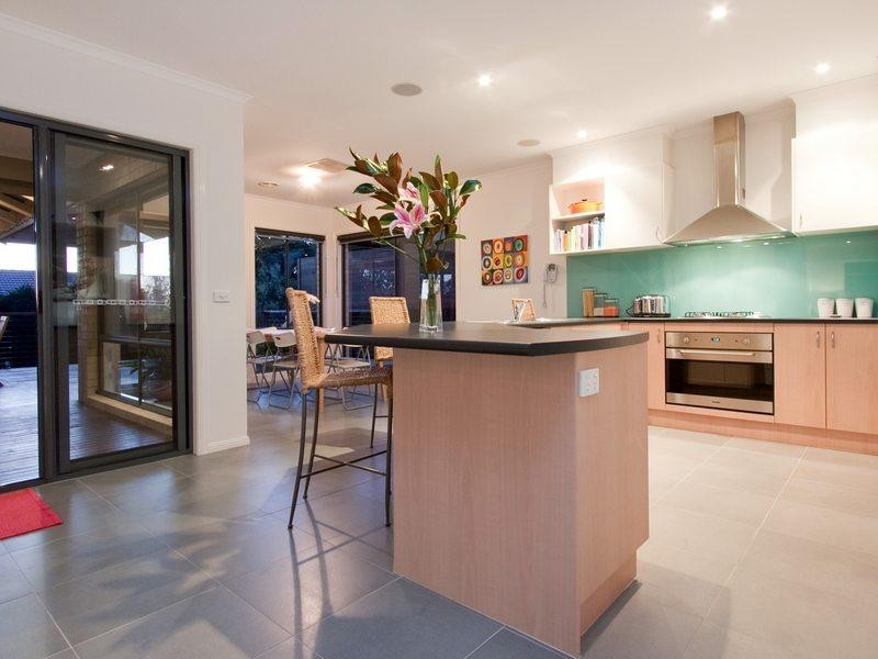 1 Jendalyn Close, Mount Martha VIC 3934