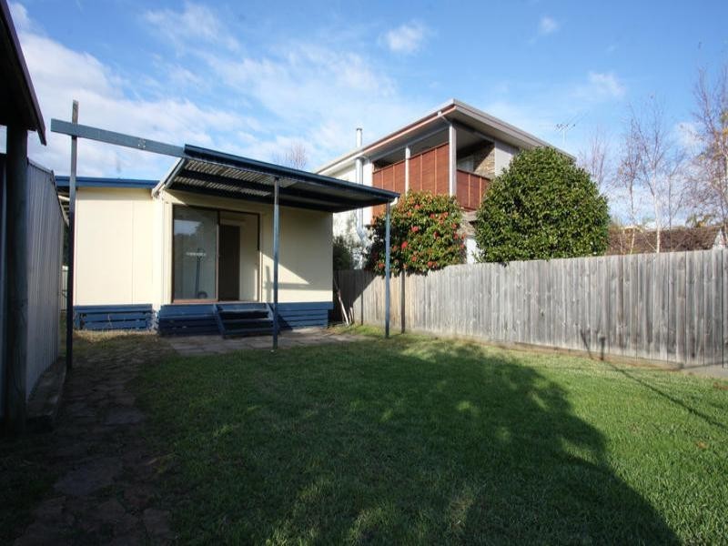 60 Eighth Avenue, Rosebud VIC 3939