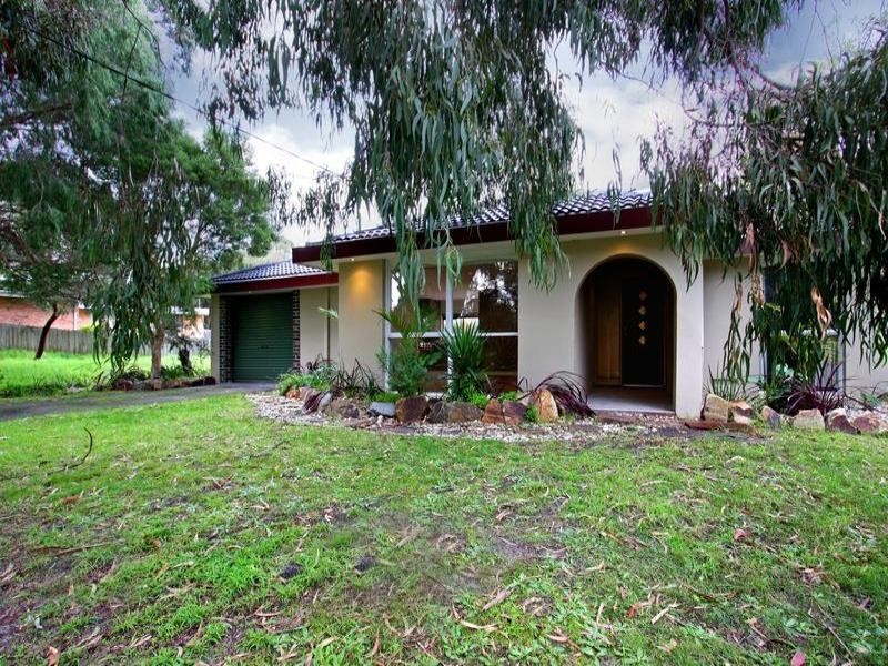 2 Leisure Way North, Rosebud VIC 3939
