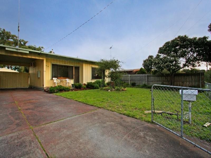 11 Orchid Avenue, Rosebud VIC 3939