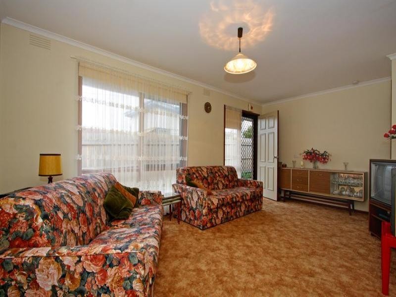 42 Fifth Avenue, Rosebud VIC 3939