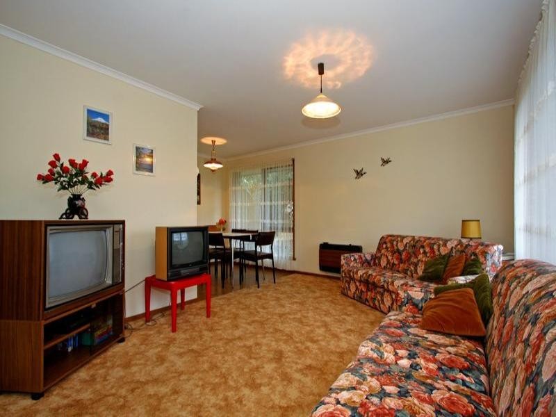 42 Fifth Avenue, Rosebud VIC 3939