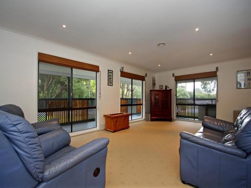 499 WaterfallGully Road, Rosebud VIC 3939