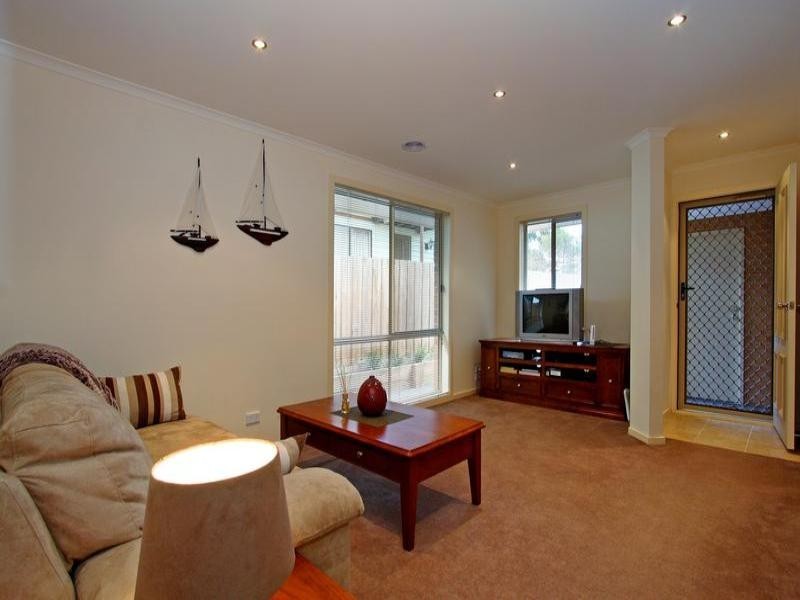 125 First Avenue, Rosebud VIC 3939