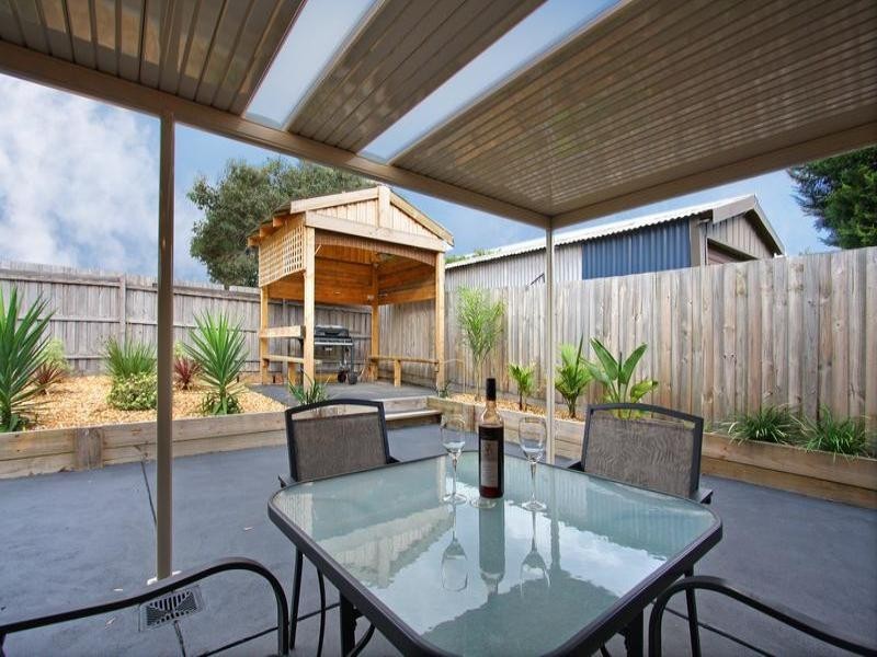 125 First Avenue, Rosebud VIC 3939