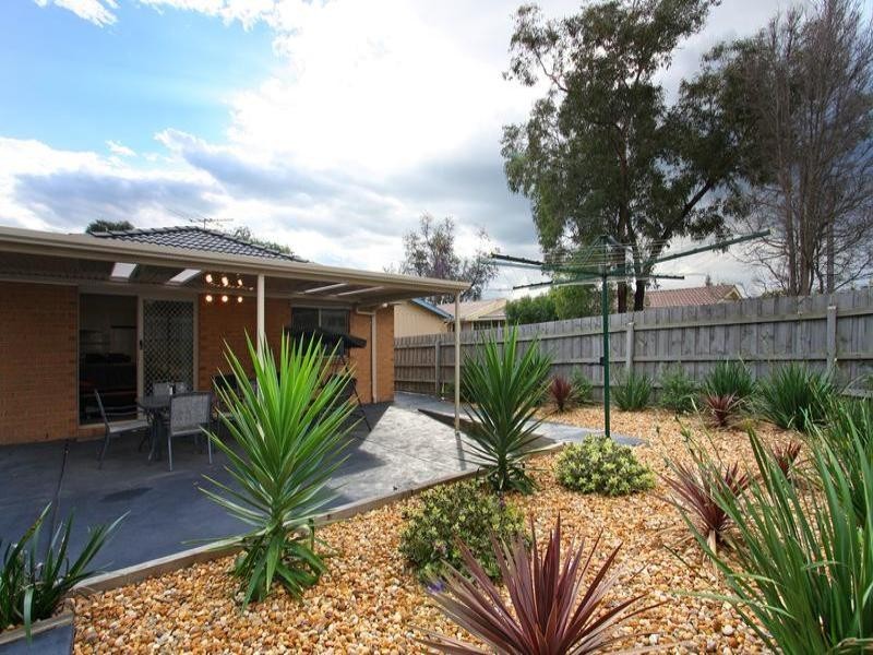 125 First Avenue, Rosebud VIC 3939