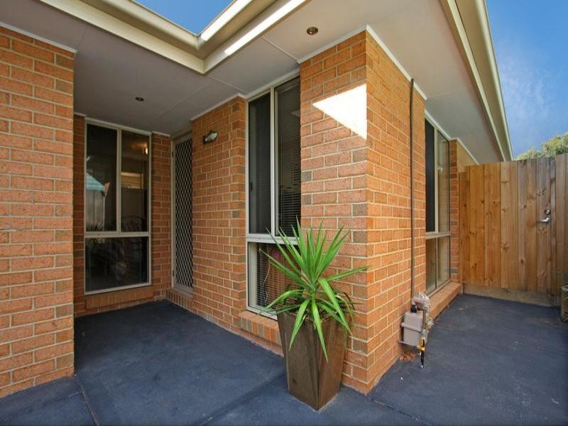 125 First Avenue, Rosebud VIC 3939