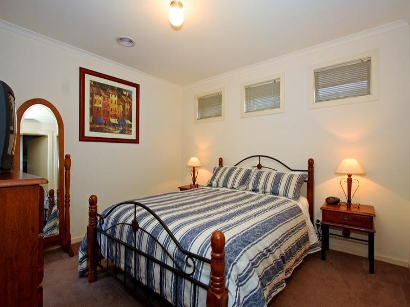 125 First Avenue, Rosebud VIC 3939