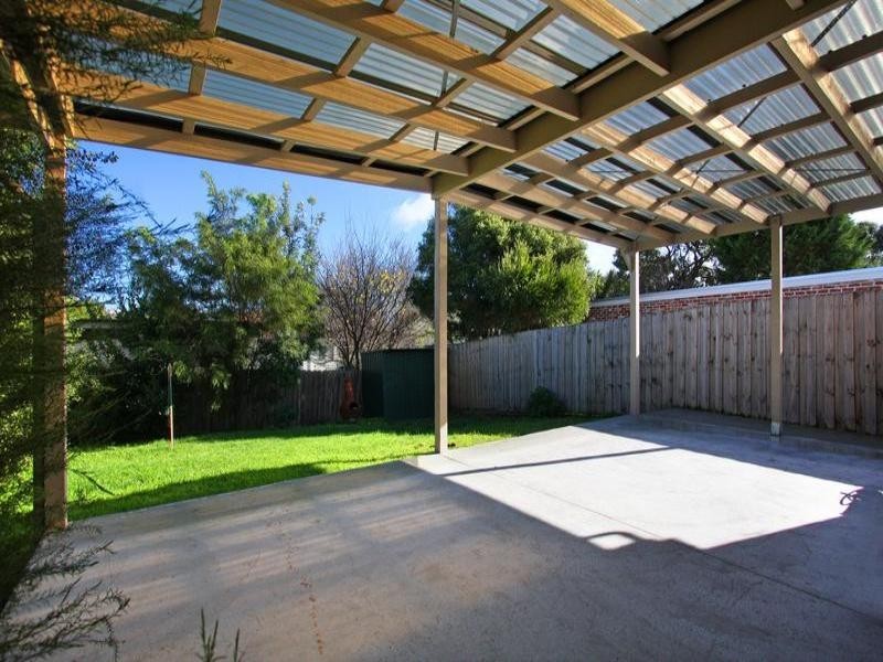 44 Seventh Avenue, Rosebud VIC 3939