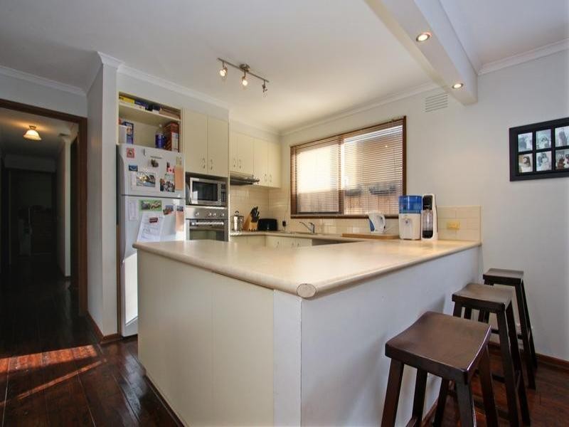 44 Seventh Avenue, Rosebud VIC 3939