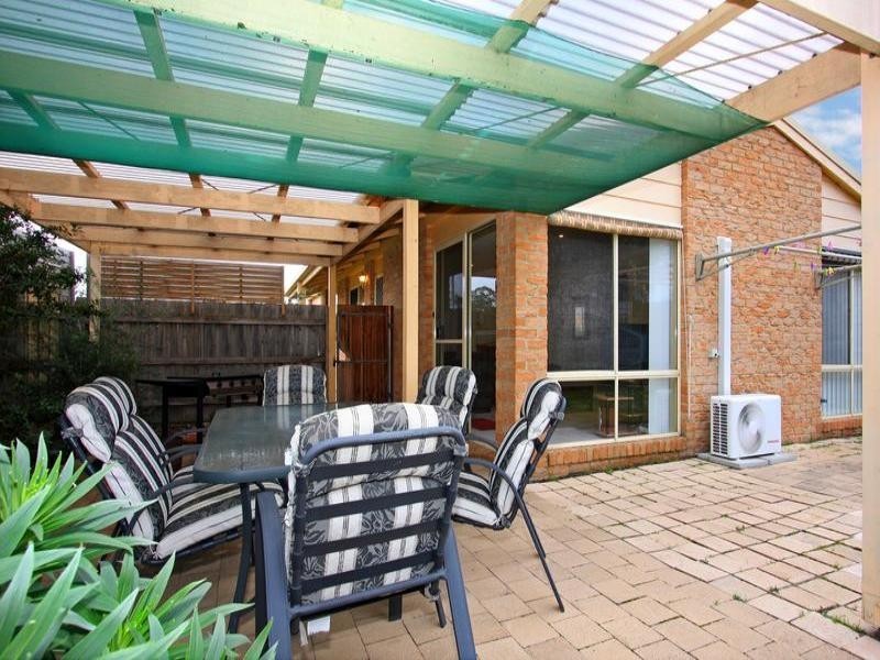 5 The Helm, Rosebud VIC 3939