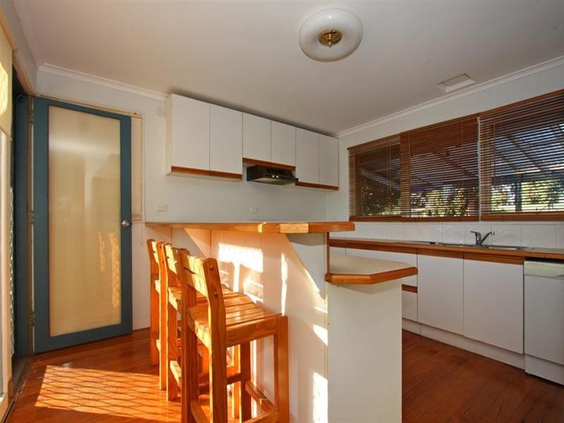 109 Fifth Avenue, Rosebud VIC 3939