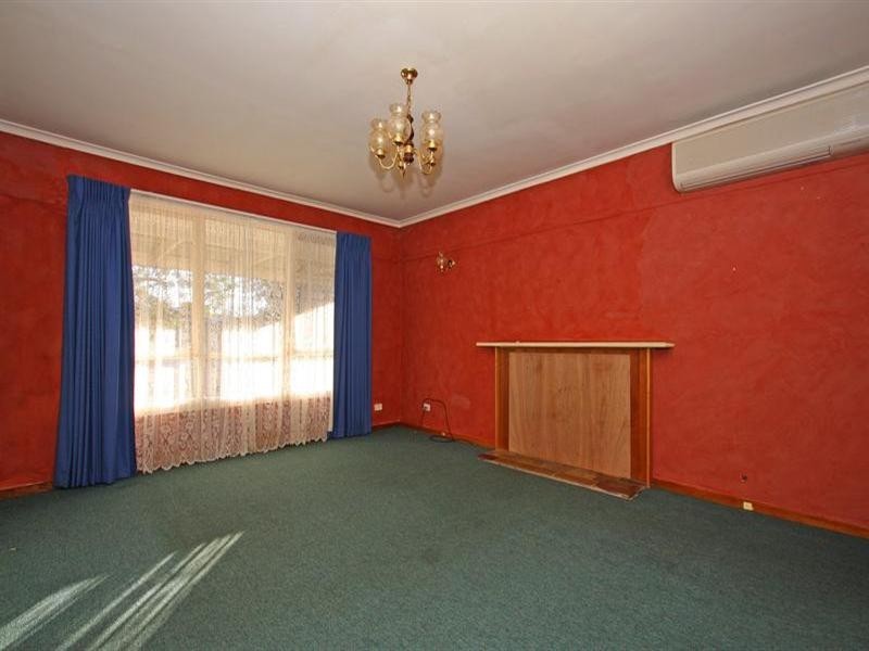 109 Fifth Avenue, Rosebud VIC 3939