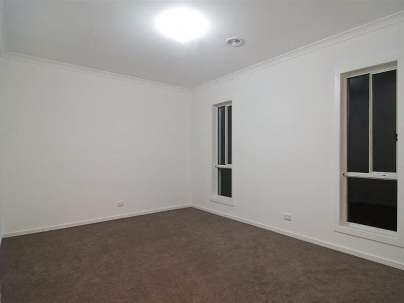 1/48 Armstrong Road, Mccrae VIC 3938