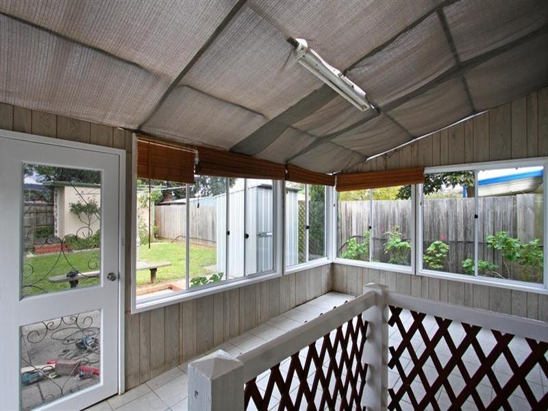 107 Fifth Avenue, Rosebud VIC 3939