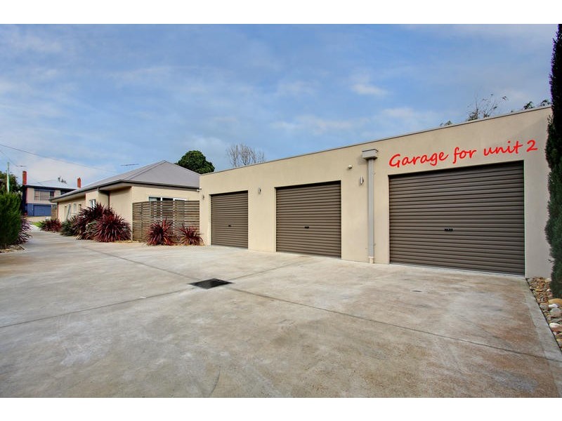 Unit 2, 4 Fourth Avenue, Rosebud VIC 3939