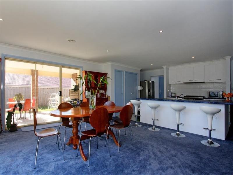 25 Parkedge Circuit, Rosebud VIC 3939