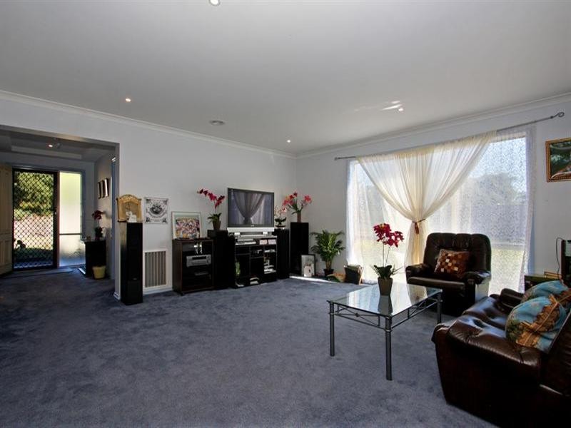 25 Parkedge Circuit, Rosebud VIC 3939