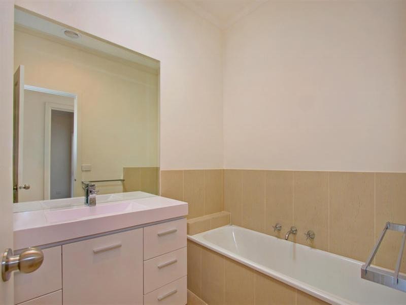 72 Woonton Crescent, Rosebud VIC 3939