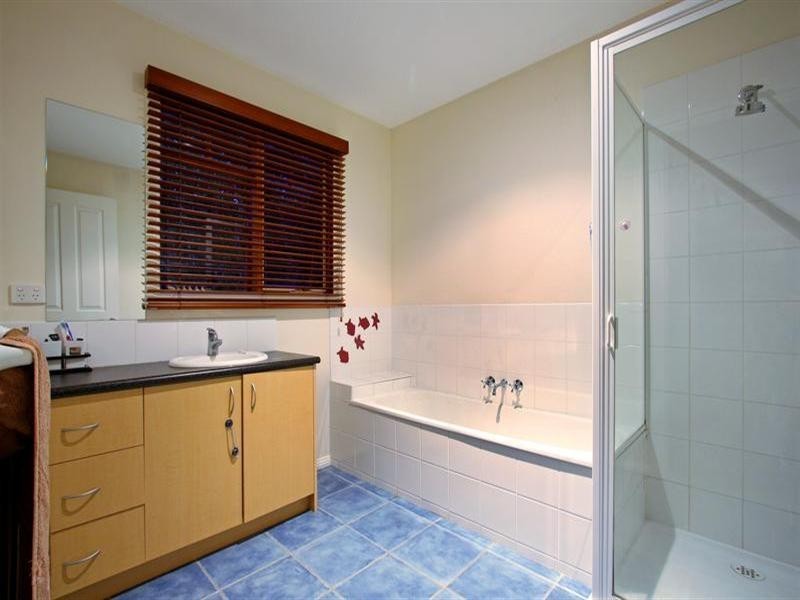 14 Greenhill Road, Rosebud VIC 3939