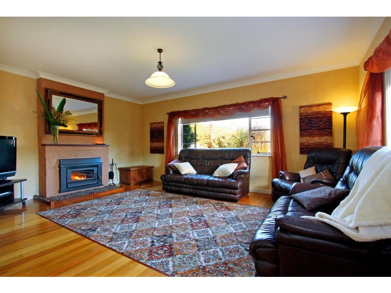 4 Coorabong Avenue, Rosebud VIC 3939