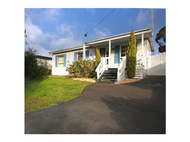 57 Tarwarri Avenue, Rosebud VIC 3939