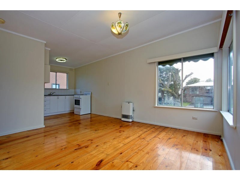 91 Seventh Avenue, Rosebud VIC 3939