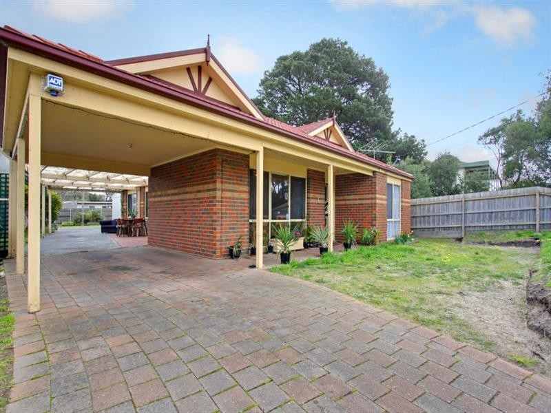 56 Cootamundra Avenue, Rosebud VIC 3939