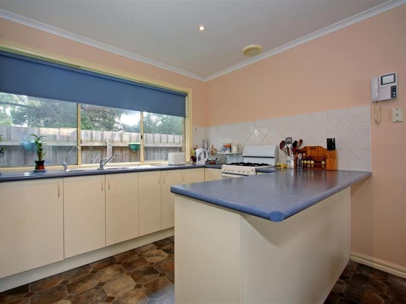 56 Cootamundra Avenue, Rosebud VIC 3939