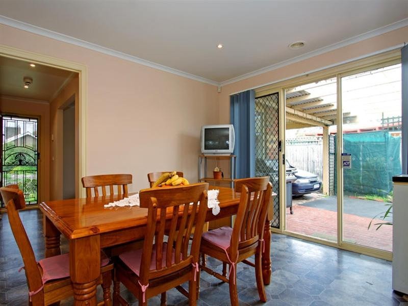 56 Cootamundra Avenue, Rosebud VIC 3939