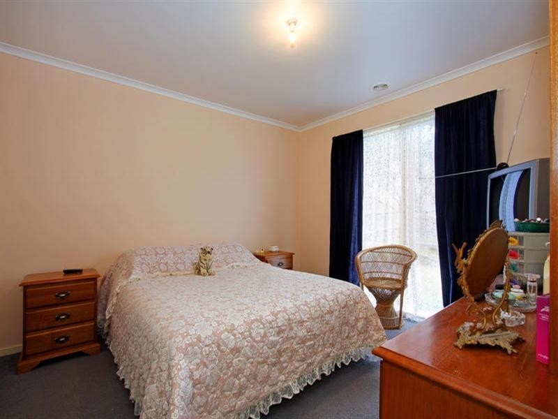 56 Cootamundra Avenue, Rosebud VIC 3939