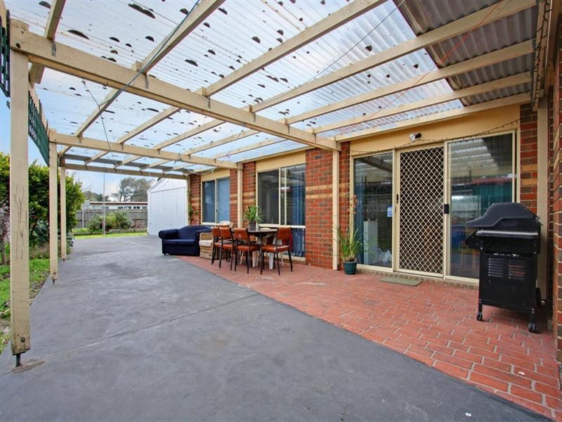 56 Cootamundra Avenue, Rosebud VIC 3939