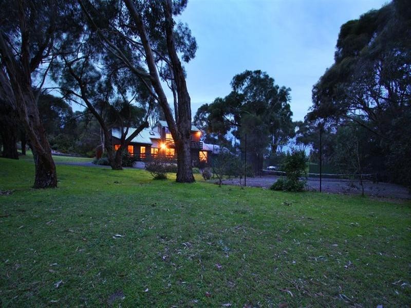 3 Lockhart Drive, Rosebud VIC 3939