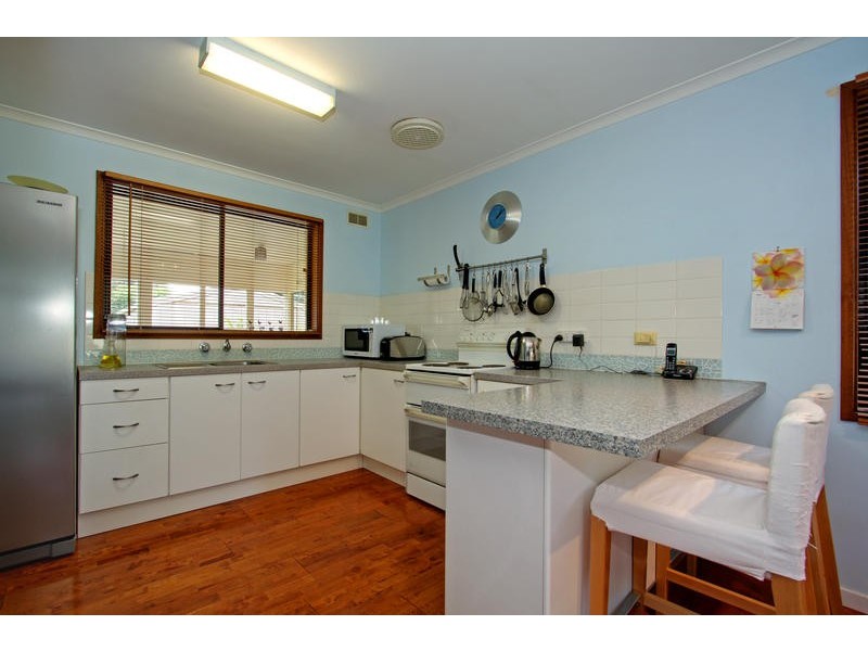 8 Kolinda Crescent, Rosebud VIC 3939