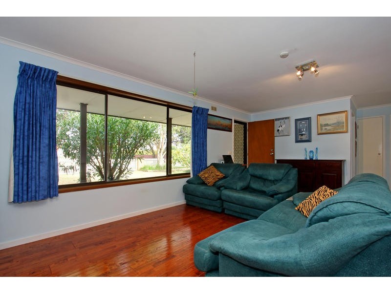 8 Kolinda Crescent, Rosebud VIC 3939