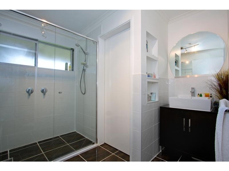 8 Kolinda Crescent, Rosebud VIC 3939