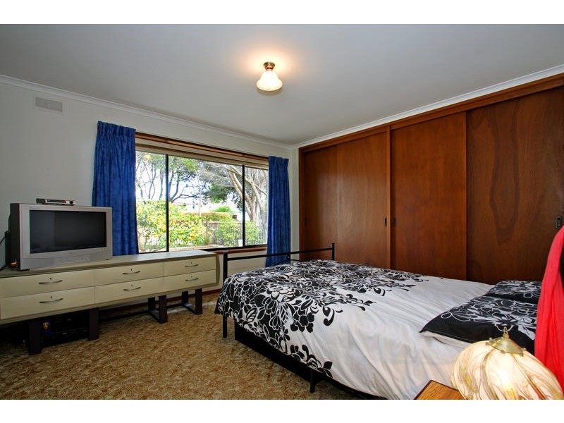 8 Kolinda Crescent, Rosebud VIC 3939