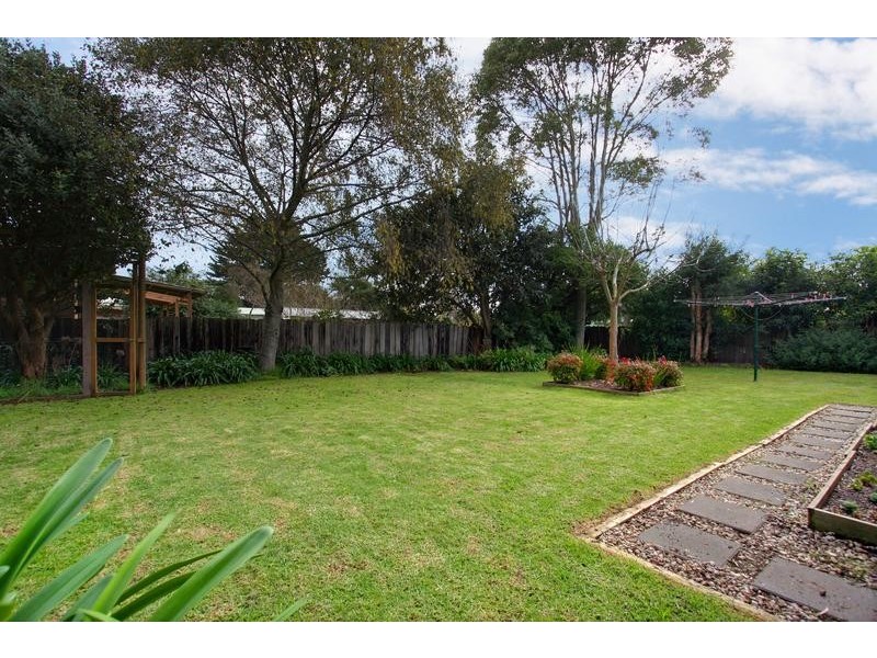 8 Kolinda Crescent, Rosebud VIC 3939