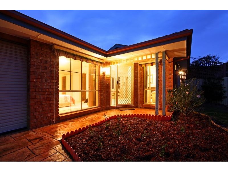 17 Gannett Avenue, Rosebud VIC 3939