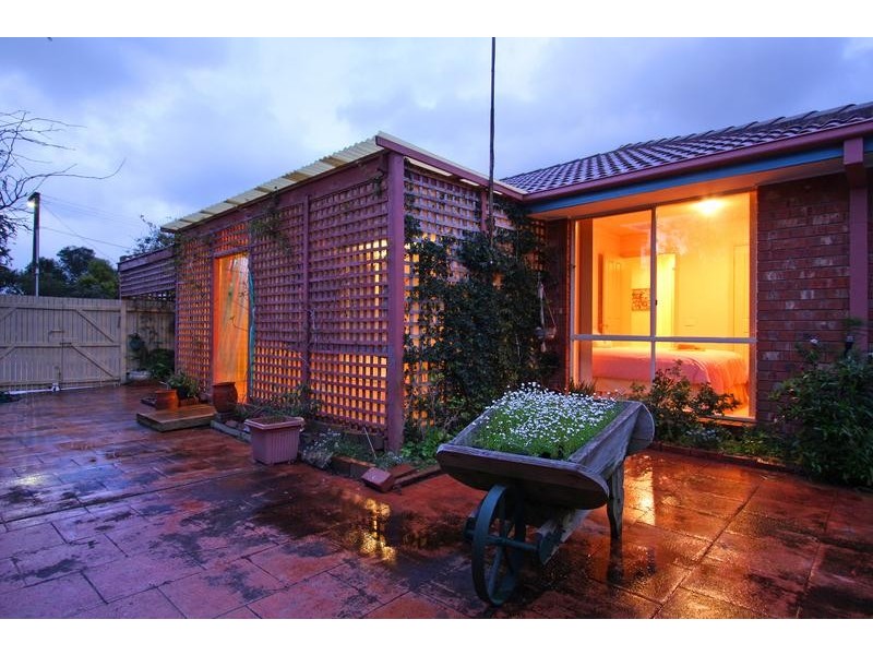 17 Gannett Avenue, Rosebud VIC 3939