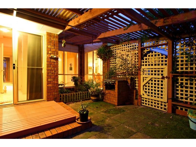 17 Gannett Avenue, Rosebud VIC 3939