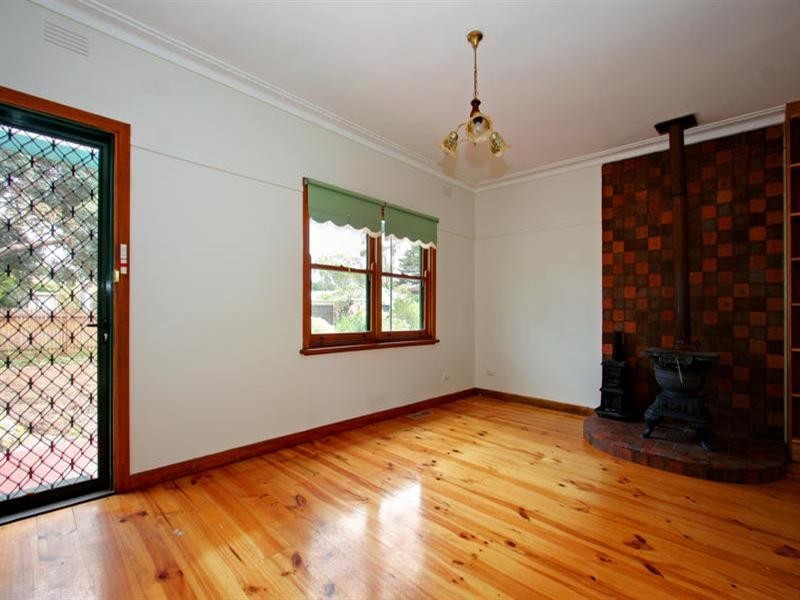 1 Florence Avenue, Rosebud VIC 3939