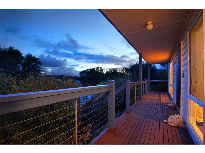 21 Milton Road, Rye VIC 3941