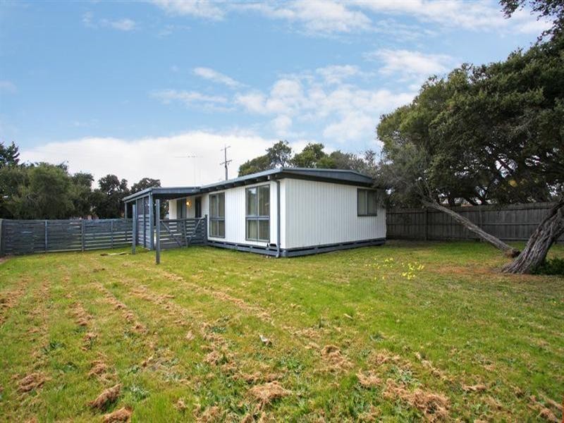 64 Elizabeth Avenue, Rosebud West VIC 3940